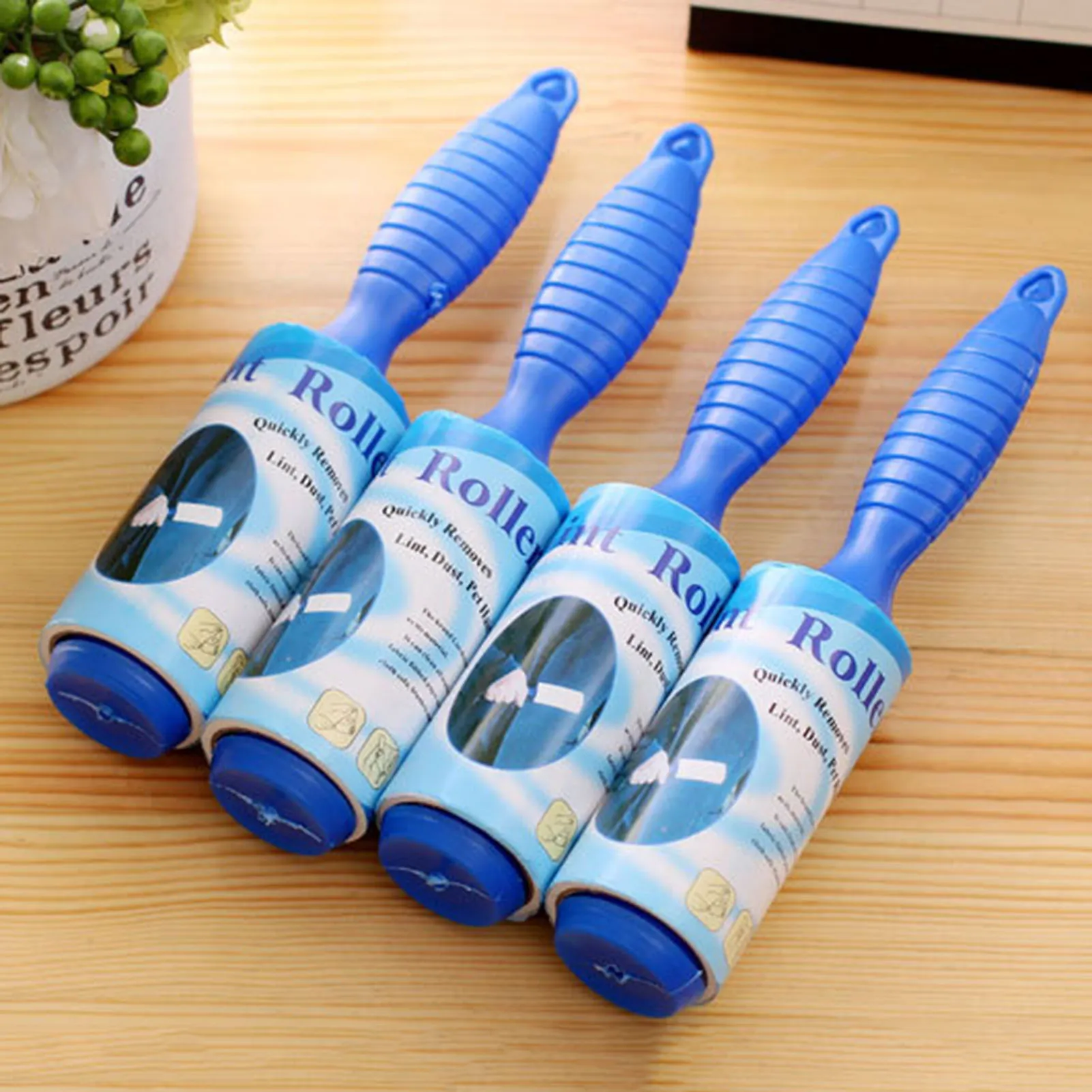 a76f06e86af990e23447db9383b04e2c.jpg_2200x2200q80.jpg_ Clothes Lint Remover - Multifunctional Rolling Brush - Image 1